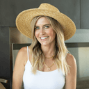 Karolina Hobson's avatar