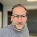 Reuben Yonatan's avatar